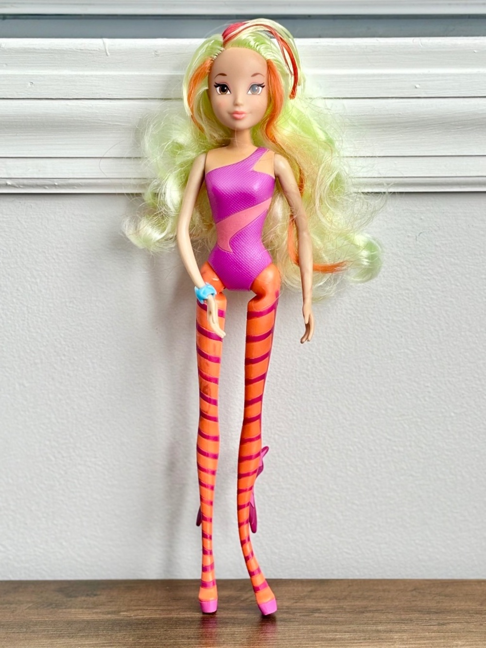 Winx Club Stella Underwater Sirenix Fashion Doll Bracelet Toys R Us Jakks 2013